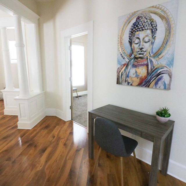 ウィンザー パーク フラット ミニッツ トゥ マス アヴェ