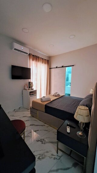 ラ フィネストラ スル ボルゴ