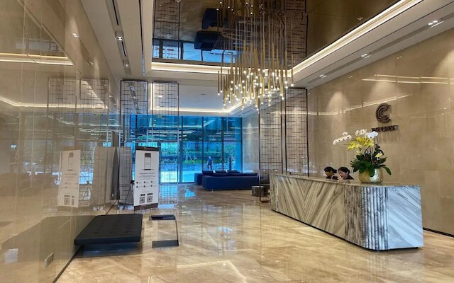 ザ クレスト レジデンス ラグジュアリー バイ メトロポール