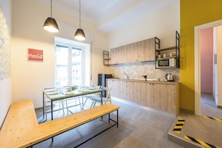 ヴィア フィレンツェ セントラル ステーション ハウジング