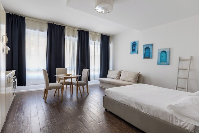 ラルゴ モリナ スタジオ III