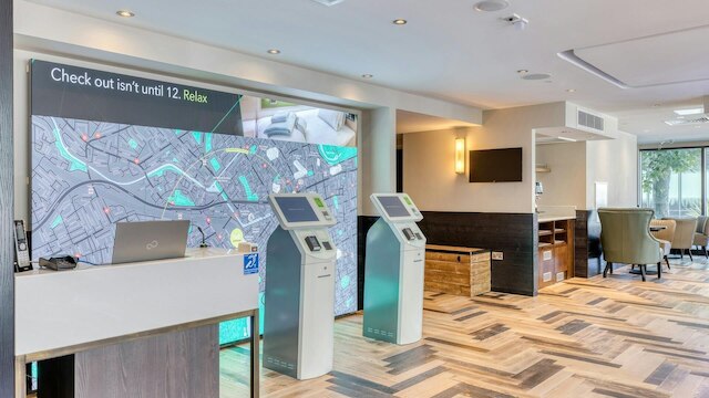 ハブ バイ プレミア イン ロンドン パディントン - パディントン ステーション