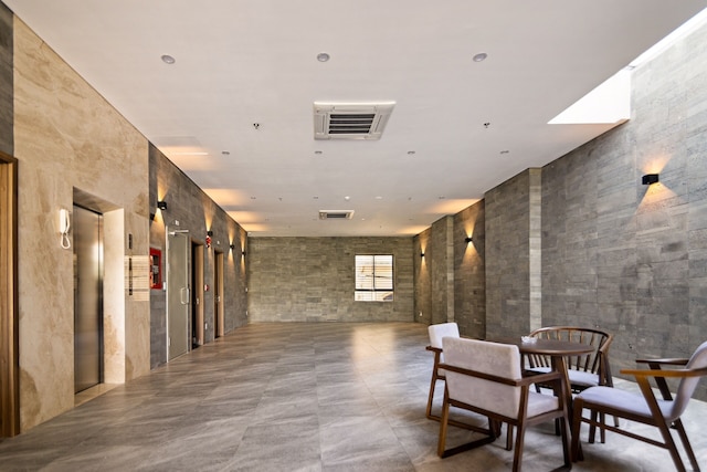 ホアン ティン ホテル & アパートメント ダナン