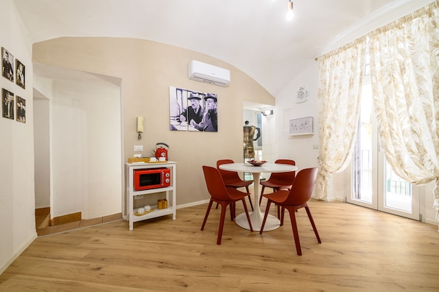 ヴィコ グラツィエッラ 12 イン ナポリ