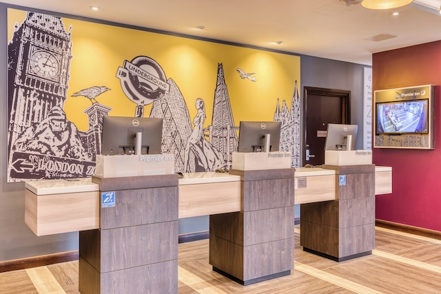 プレミア イン ロンドン ハマースミス - タルガース ロード