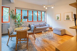 ラ カンペチャナ イン ザ ハート オブ ローマ アンド コンデサ