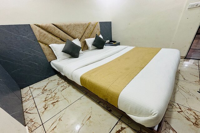 ホテル ヘリテージ - グルクル