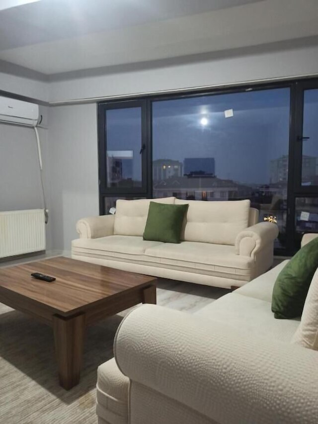 ディラヴァー アパート