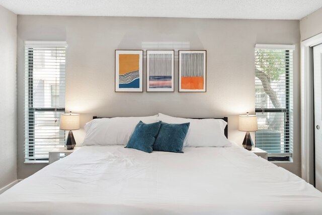 チャーミング キング ベッド 1BR ウィズ プール 5 ミン トゥ DT