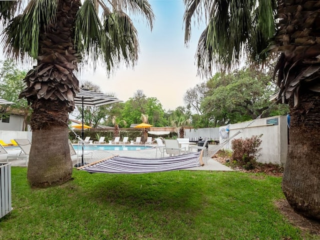 ソコ 2BR コージー スイート ウィズ プール キング ベッド ファスト ワイファイ