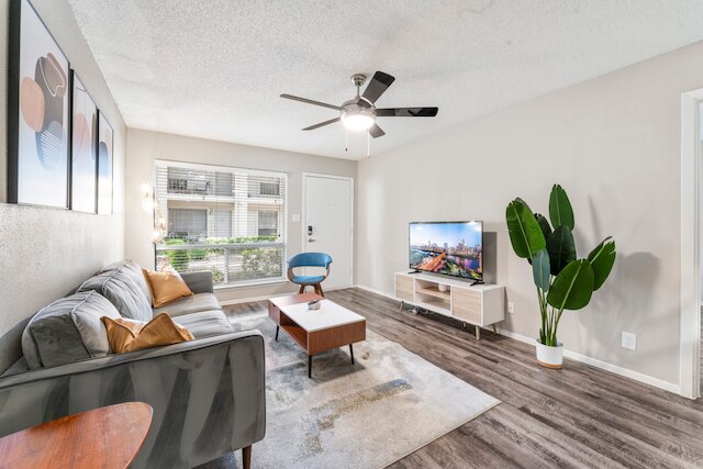 ソコ 2BR コージー スイート ウィズ プール キング ベッド ファスト ワイファイ