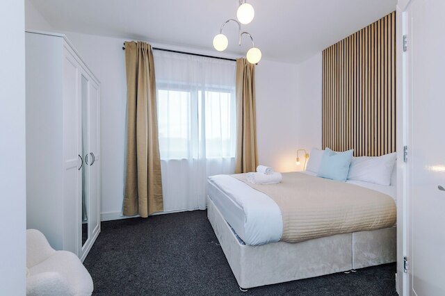 エルム アパートメンツ