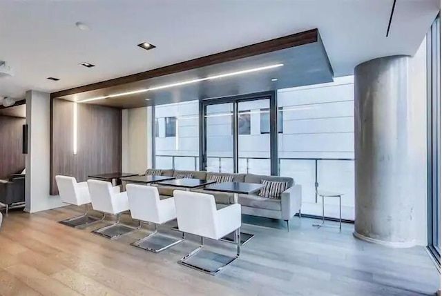 ジ エステート エンターテイメント ディストリクト