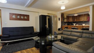 スワンキーアパートメント