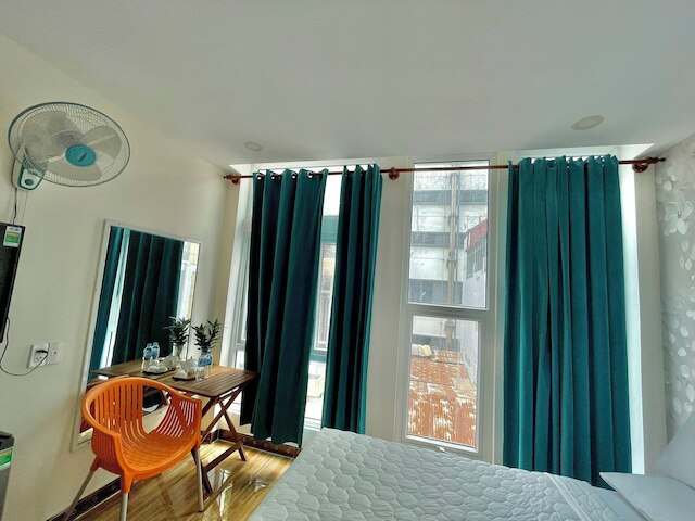 アウレ ホステル