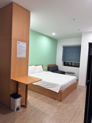 バーン タレイ ダ ナン ホテル & アパートメント