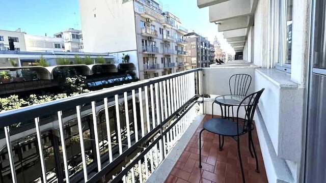 スイート&シック アパートメント