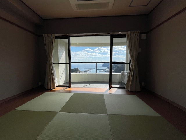 リトリート真鶴　-Rustic Retreat-