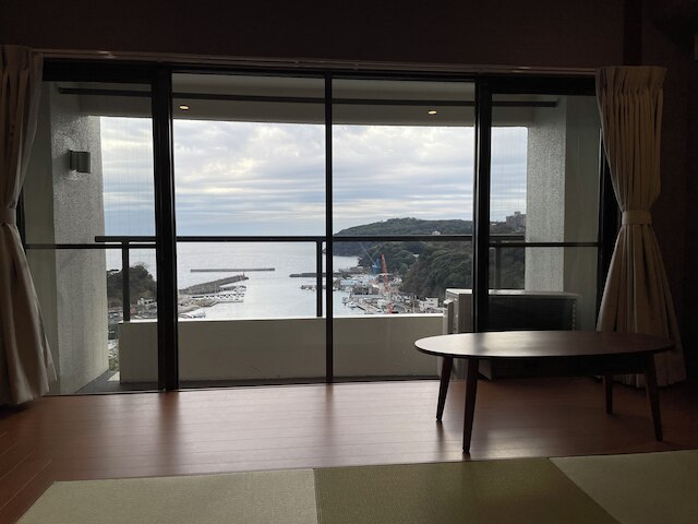 リトリート真鶴　-Rustic Retreat-