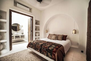 ヴィラ アルマズ