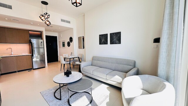 ラグジュアリー 1 ベッドルーム アパートメント アット バージ クラウン