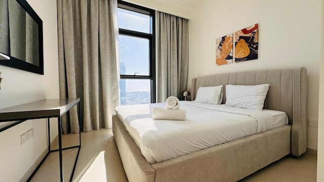 ラグジュアリー 1 ベッドルーム アパートメント アット バージ クラウン