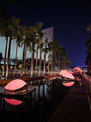 NEW COSMOS GUEST HOUSE