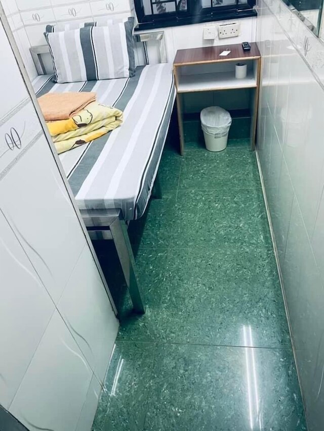 NEW COSMOS GUEST HOUSE