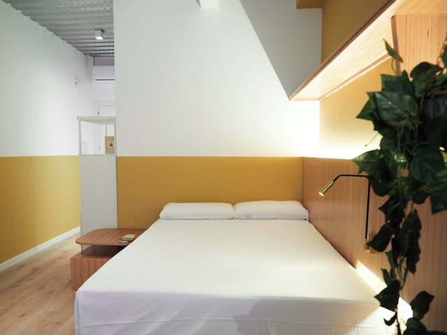 オラ リビング ホスタル テトゥアン