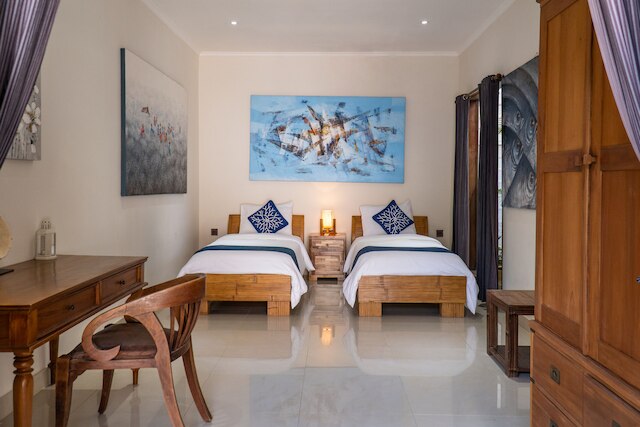 ヴィラ インティ セミニャック バリ