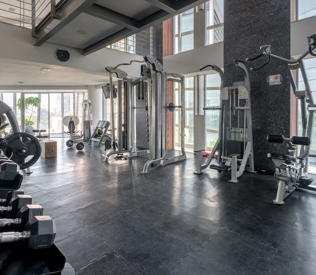 2ベッドルーム アパートメント ウィズ ジャクージ - プール - シティ スカイライン