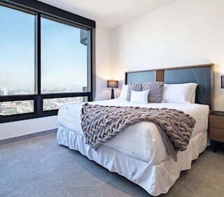 ラグジュアリー スタジオ ニア レフォルマ - プール - ジム - サウナ