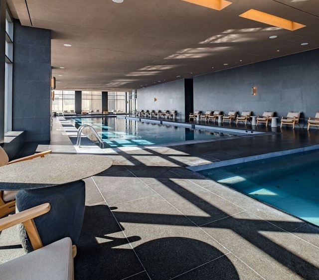 ラグジュアリー スタジオ ニア レフォルマ - プール - ジム - サウナ