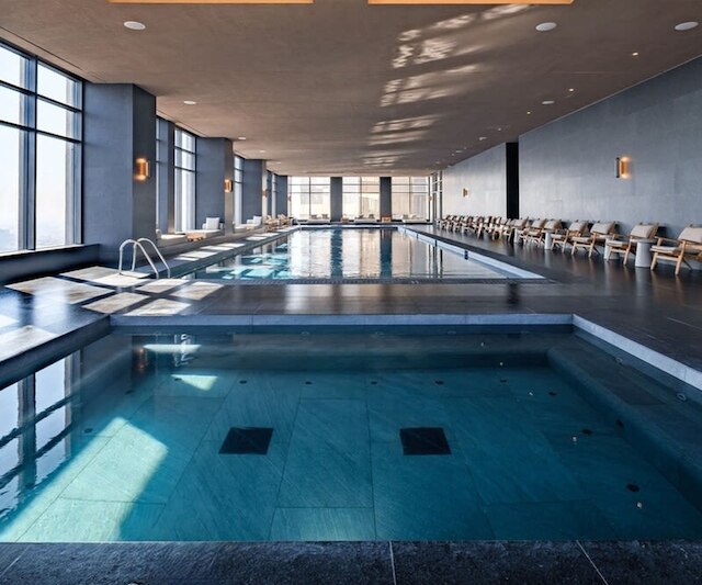 アメージング 1 BR コンド イン レフォルマ - プール - ジム - キング