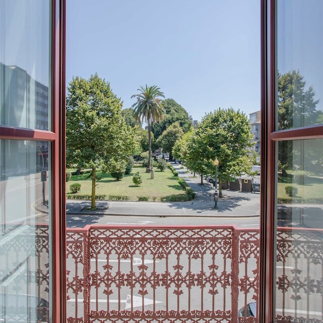 リービング イン ポルト シティビューアパートメント 1F