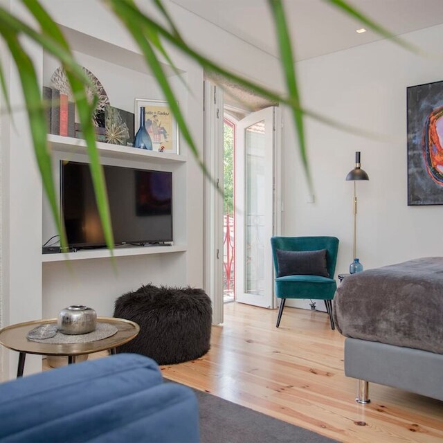 リービング イン ポルト コージーシックダウンタウン