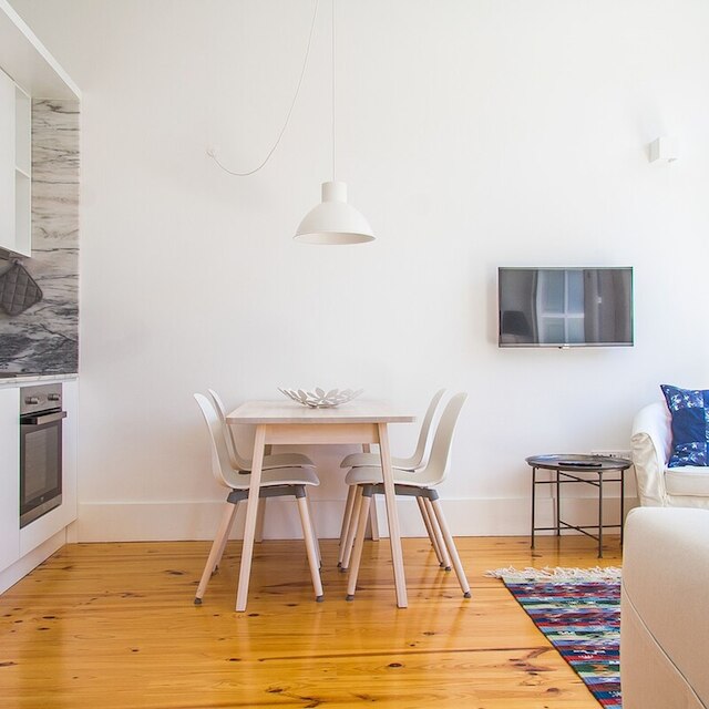 リービング イン ポルト ブルーフラワーアパートメント