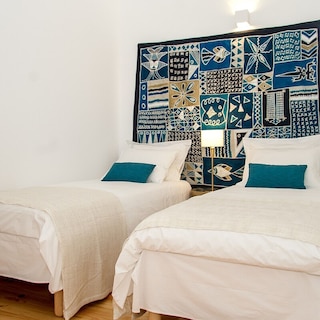 リービング イン ポルト ブルーフラワーアパートメント