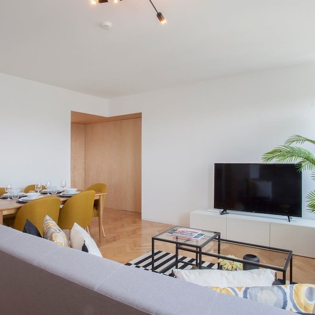 リービング イン ポルト ダウンタウン シークレット ラグジュアリー II