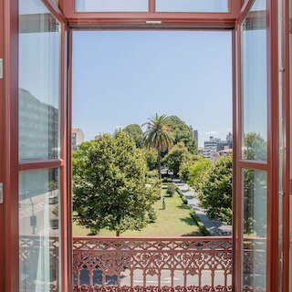 リビングインポルト シティビューアパートメント 2F