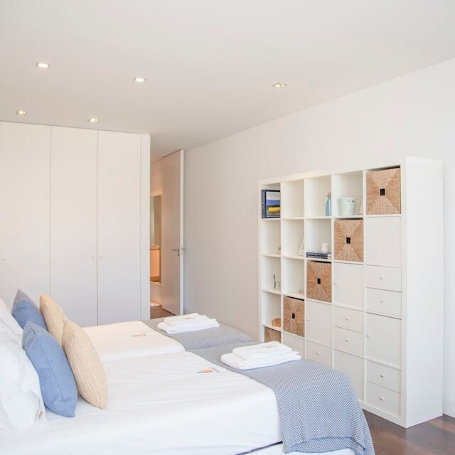 リービング イン ポルト - カルロス アルベルト アパートメント