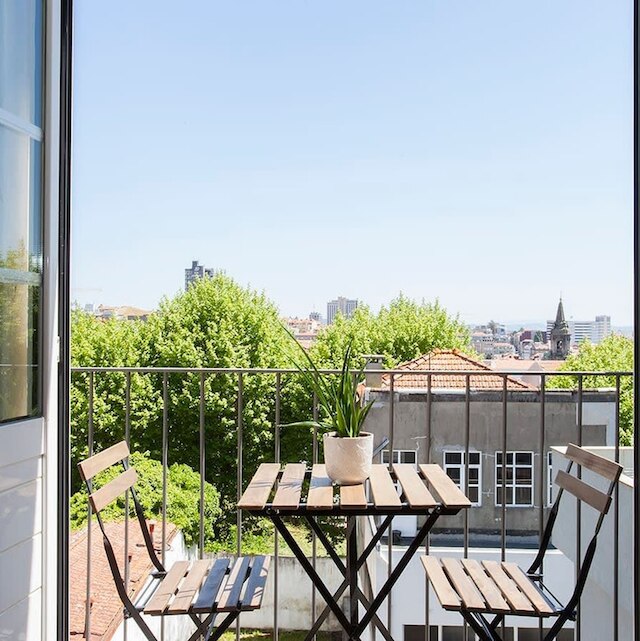 リービング イン ポルト セントラル シークレット バルコニー