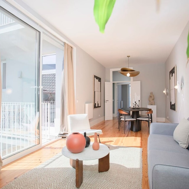 リービング イン ポルト - アート デザイン アパートメント II