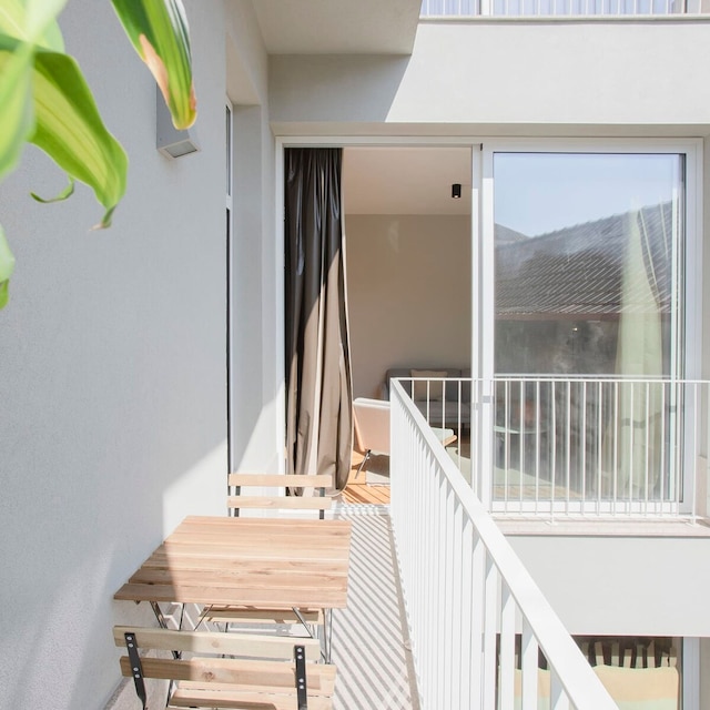 リービング イン ポルト - アート デザイン アパートメント II