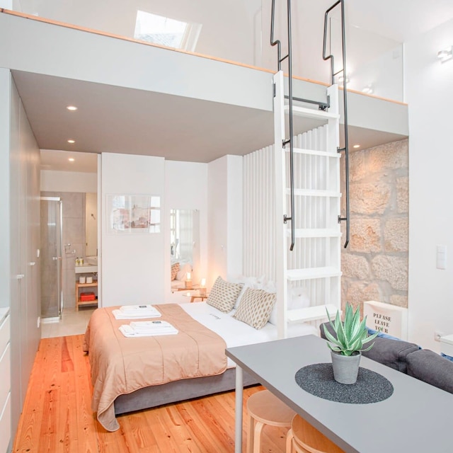 リビング イン ポルト - ハート オブ ポルト メザニン