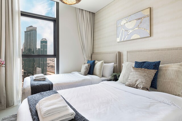 スカイ ハイ オーシャン ビュー オポジット ドバイ モール