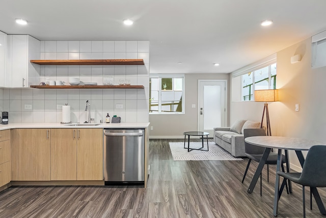 ダンシング ウィングス リトリート ウォーカー パラダイス