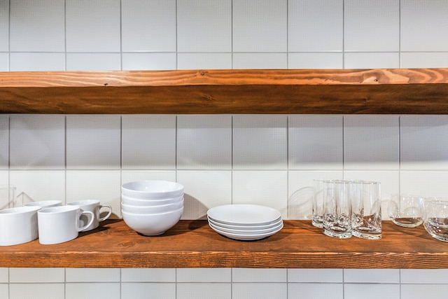 ダンシング ウィングス リトリート ウォーカー パラダイス