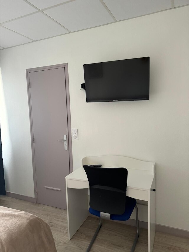 ホテル デュ コロンビエ