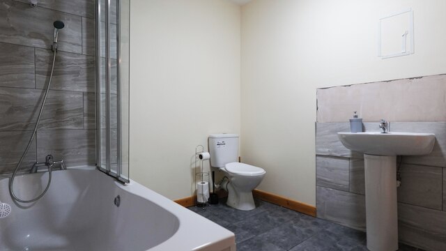 ロイヤル リビング アパートメント